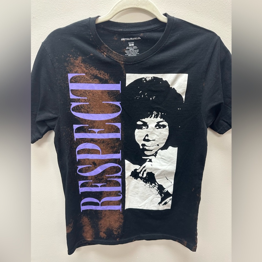Concert Tee - Respect Aretha Franklin  Graphic Size M